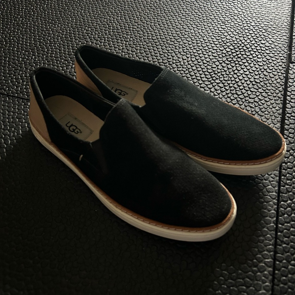 Ugg Suede Shoes Size 9